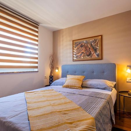 Apartman Ember Pula Dış mekan fotoğraf