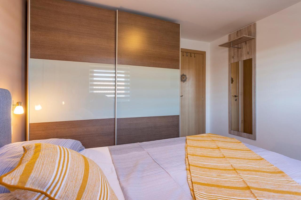 Apartman Ember Pula Dış mekan fotoğraf
